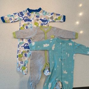 Koala baby & Carter’s dinosaur onesie